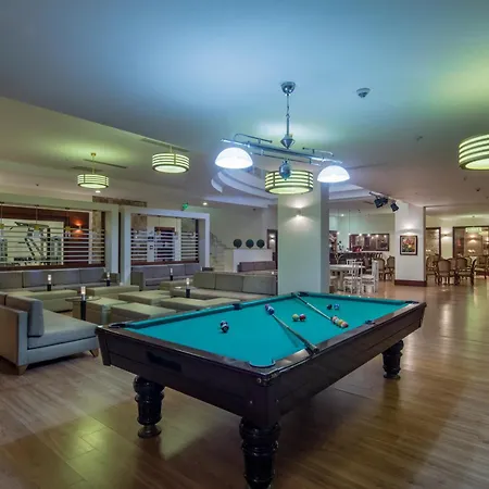 Trendy Adults Only 4* シダ