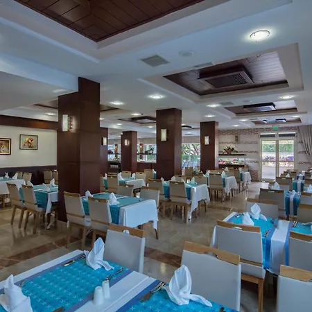 Trendy Adults Only ホテル 4*