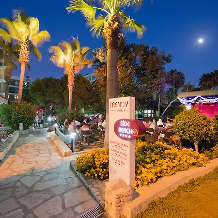 Trendy Adults Only Hotel Side