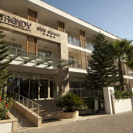 ホテル Trendy Adults Only シダ