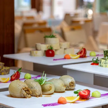 Trendy Adults Only Otel Side