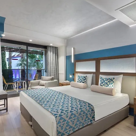 Trendy Adults Only Otel 4*
